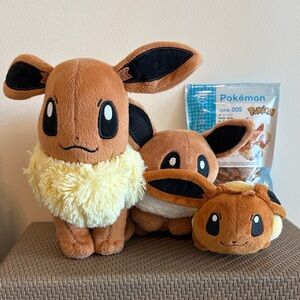 4-Pc Pokemon Eevee Plush Toys and Nanoblock Set